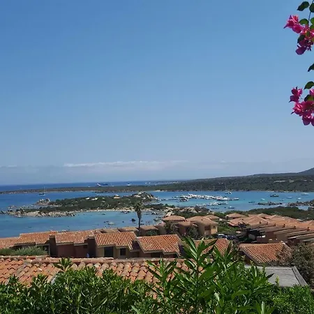 מלון דירות Marineledda Village 3*