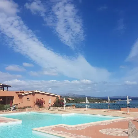 מלון דירות Marineledda Village