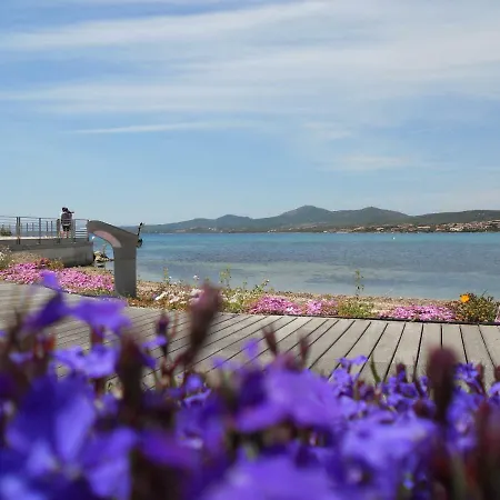 Marineledda Village Apartahotel
