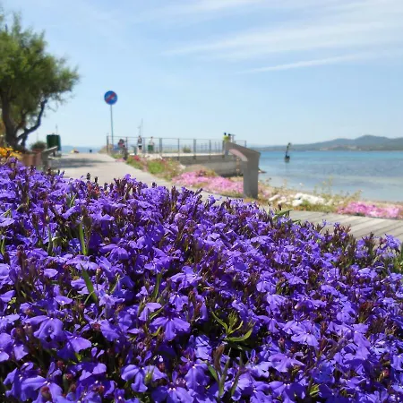 Apartahotel Marineledda Village 3*